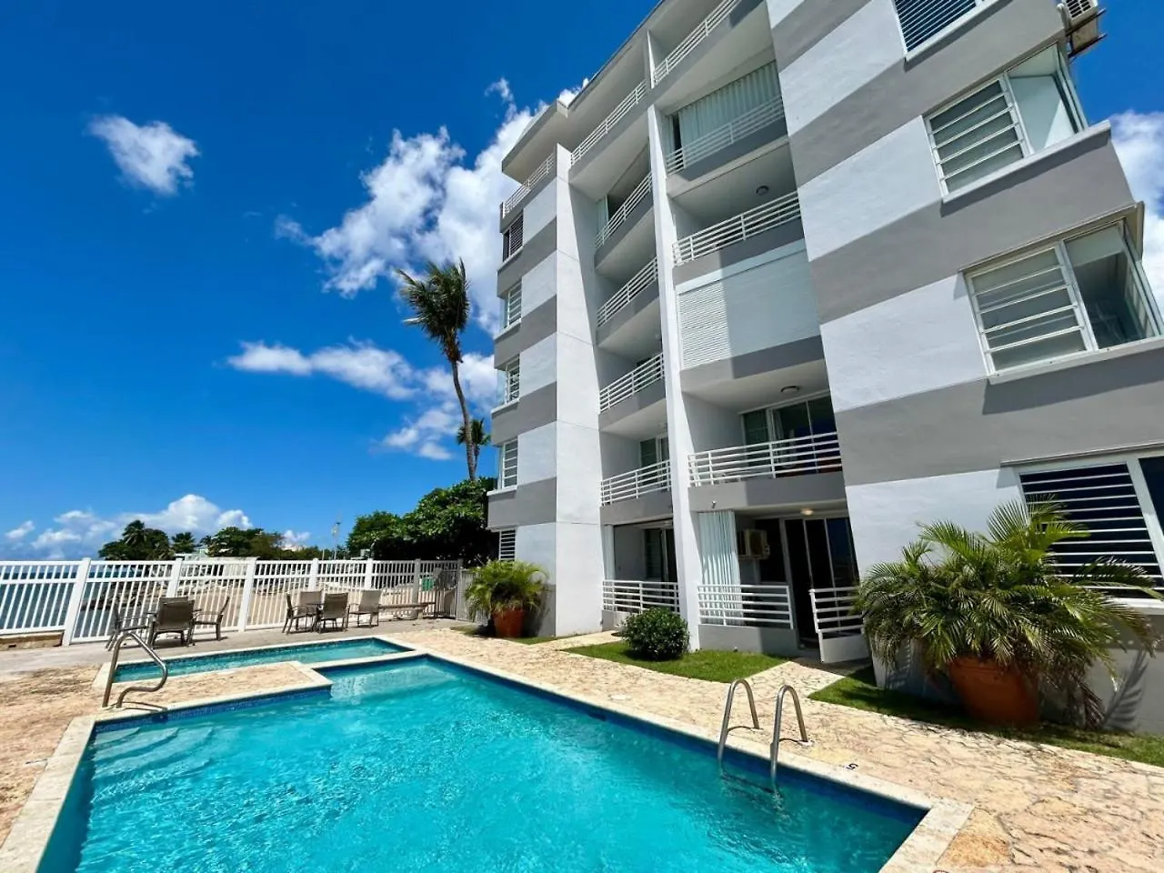 Beachfront Condo At Costa Corcega 1H Rincón
